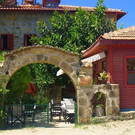 Doga Pension فندق 3*