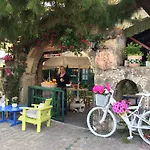 Doga Pension 3* Side
